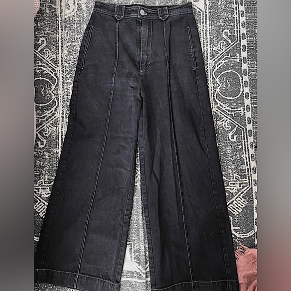 Urban Outfitters Denim - NWOT Urban Outfitters Black Leroy Wide Leg Pintuck High Waisted Jean: Size 27